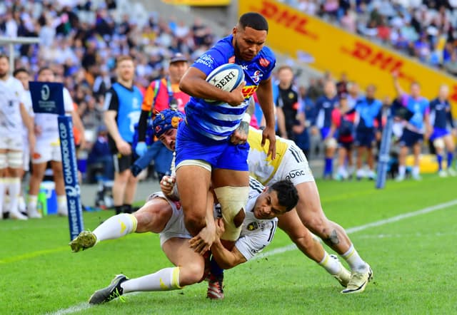 Suleiman Hartzenberg of DHL Stormers in action during the Investec Champions Cup